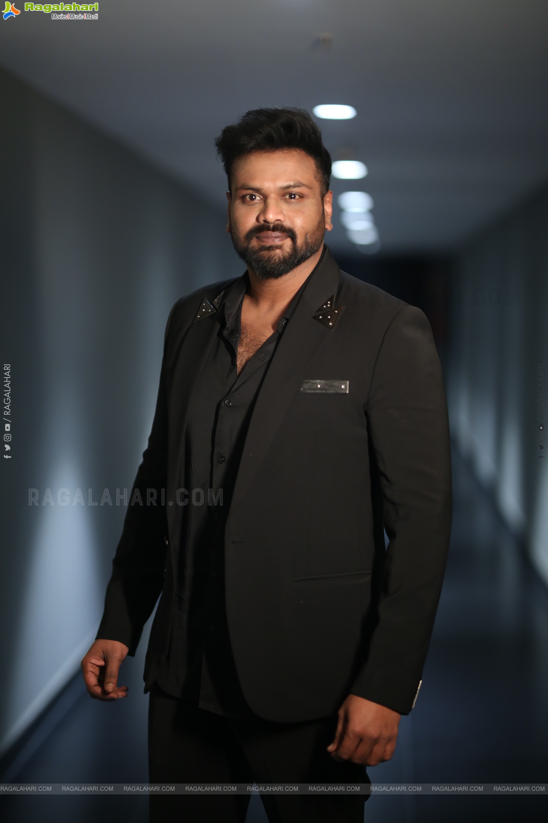 Manchu Manoj at David Reddy Glimpse Launch, HD Gallery