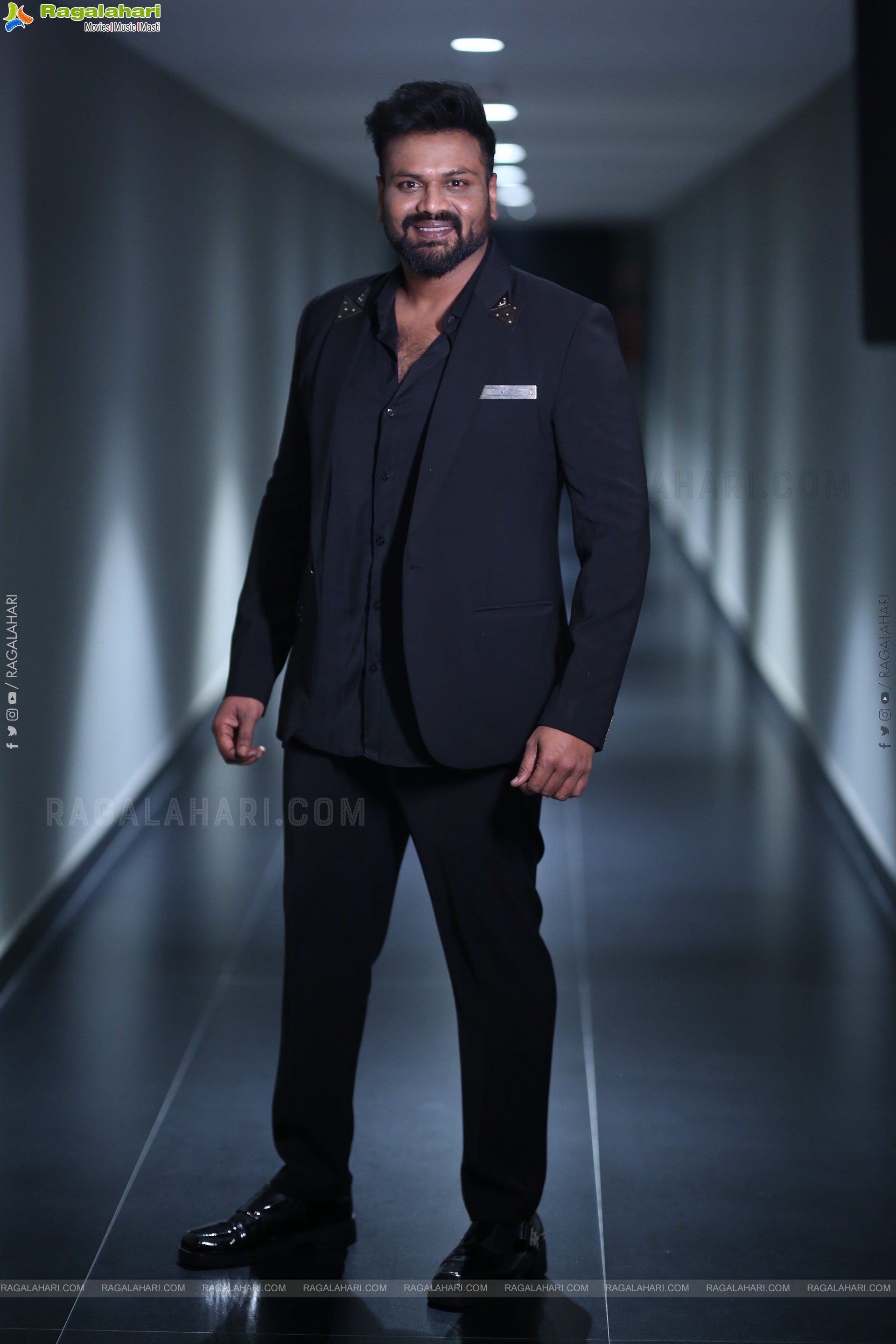 Manchu Manoj at David Reddy Glimpse Launch, HD Gallery