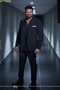 Manchu Manoj at David Reddy Glimpse Launch