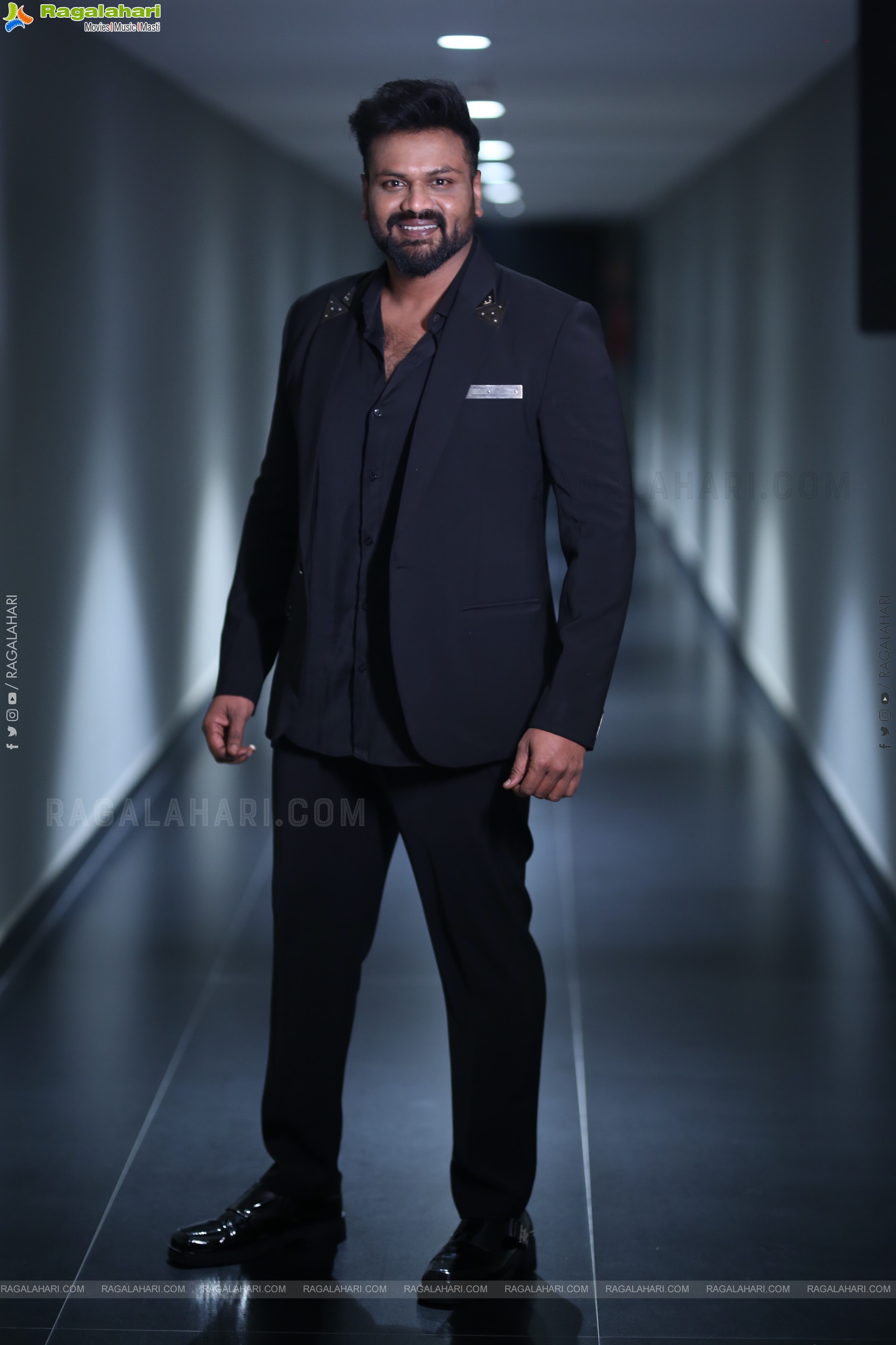 Manchu Manoj at David Reddy Glimpse Launch, HD Gallery