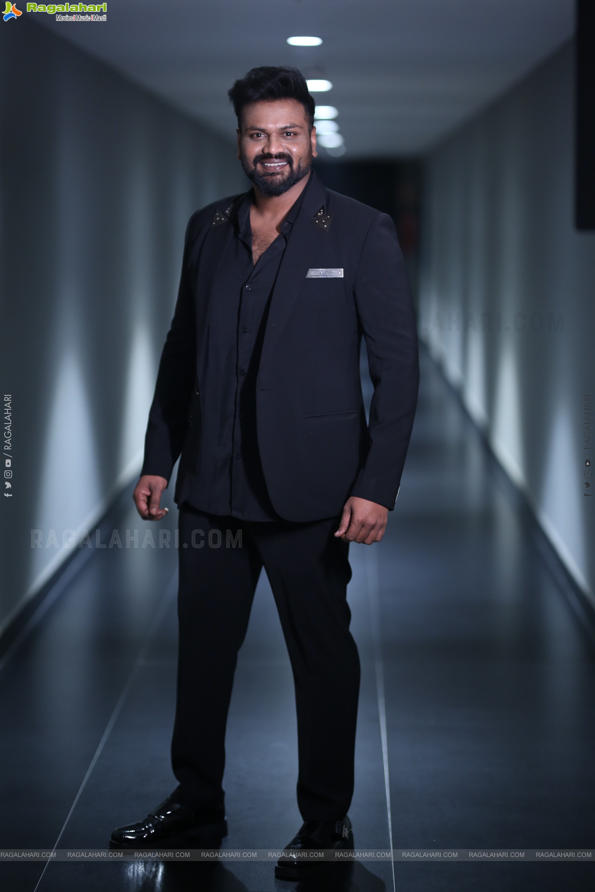 Manchu Manoj at David Reddy Glimpse Launch, HD Gallery