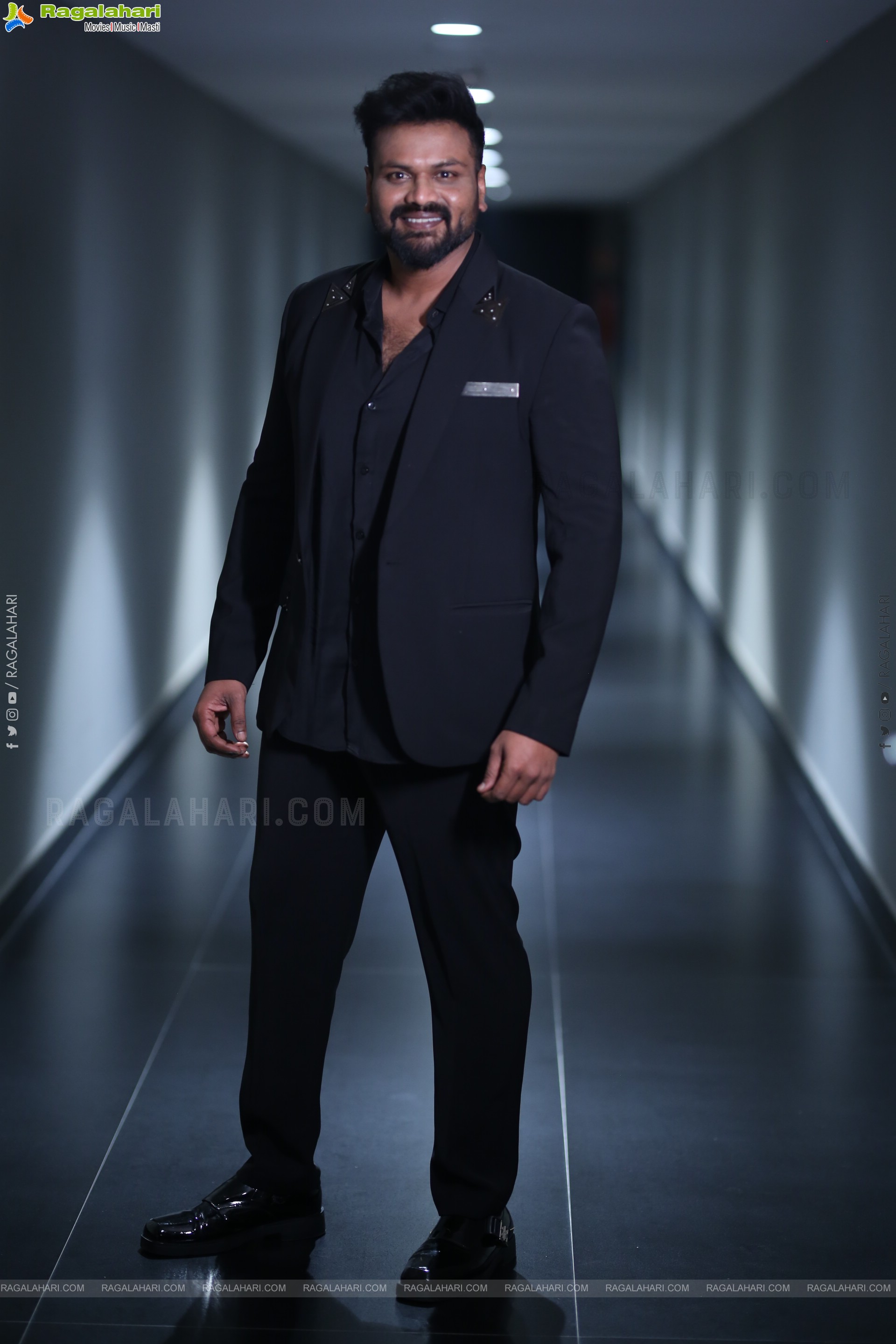 Manchu Manoj at David Reddy Glimpse Launch, HD Gallery