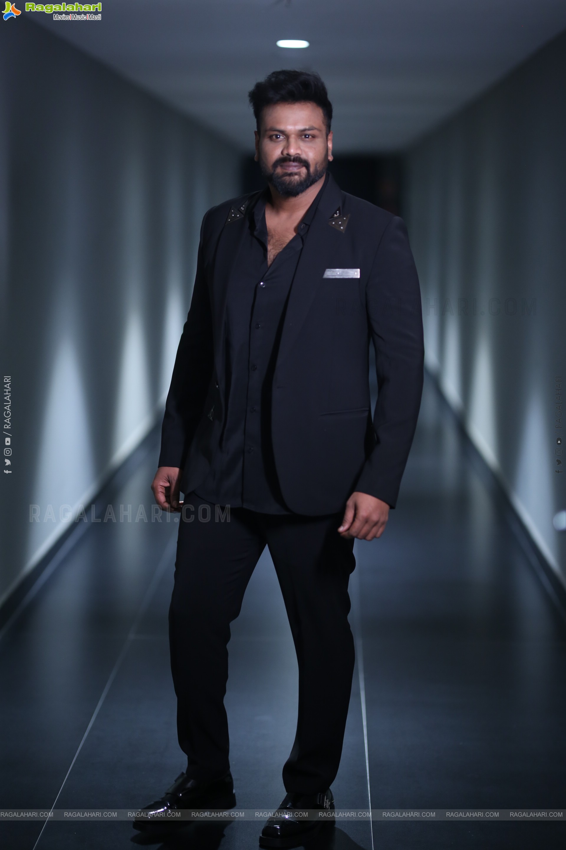 Manchu Manoj at David Reddy Glimpse Launch, HD Gallery