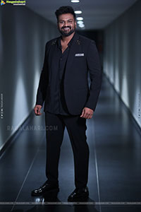 Manchu Manoj at David Reddy Glimpse Launch