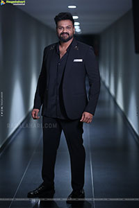 Manchu Manoj at David Reddy Glimpse Launch