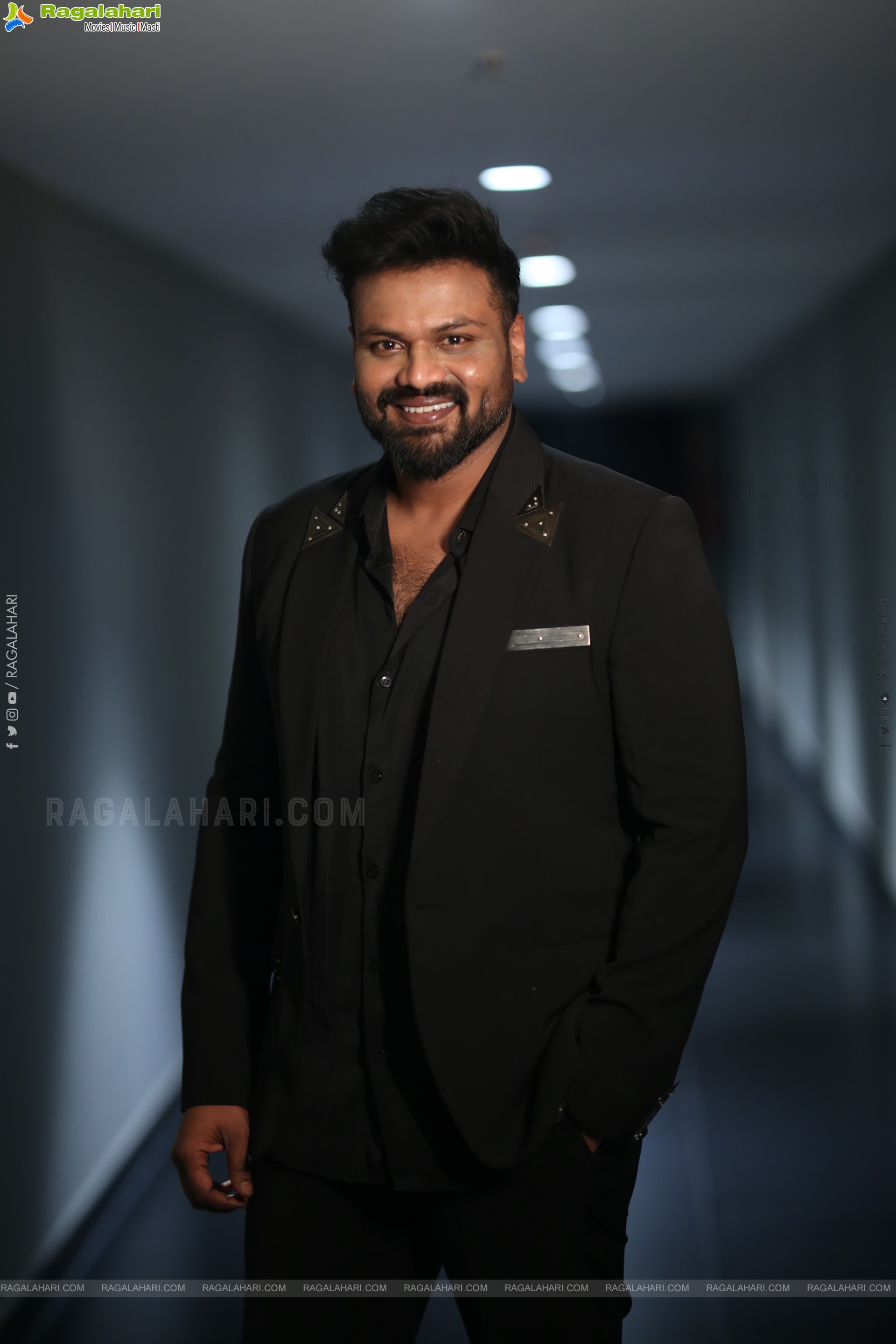 Manchu Manoj at David Reddy Glimpse Launch, HD Gallery