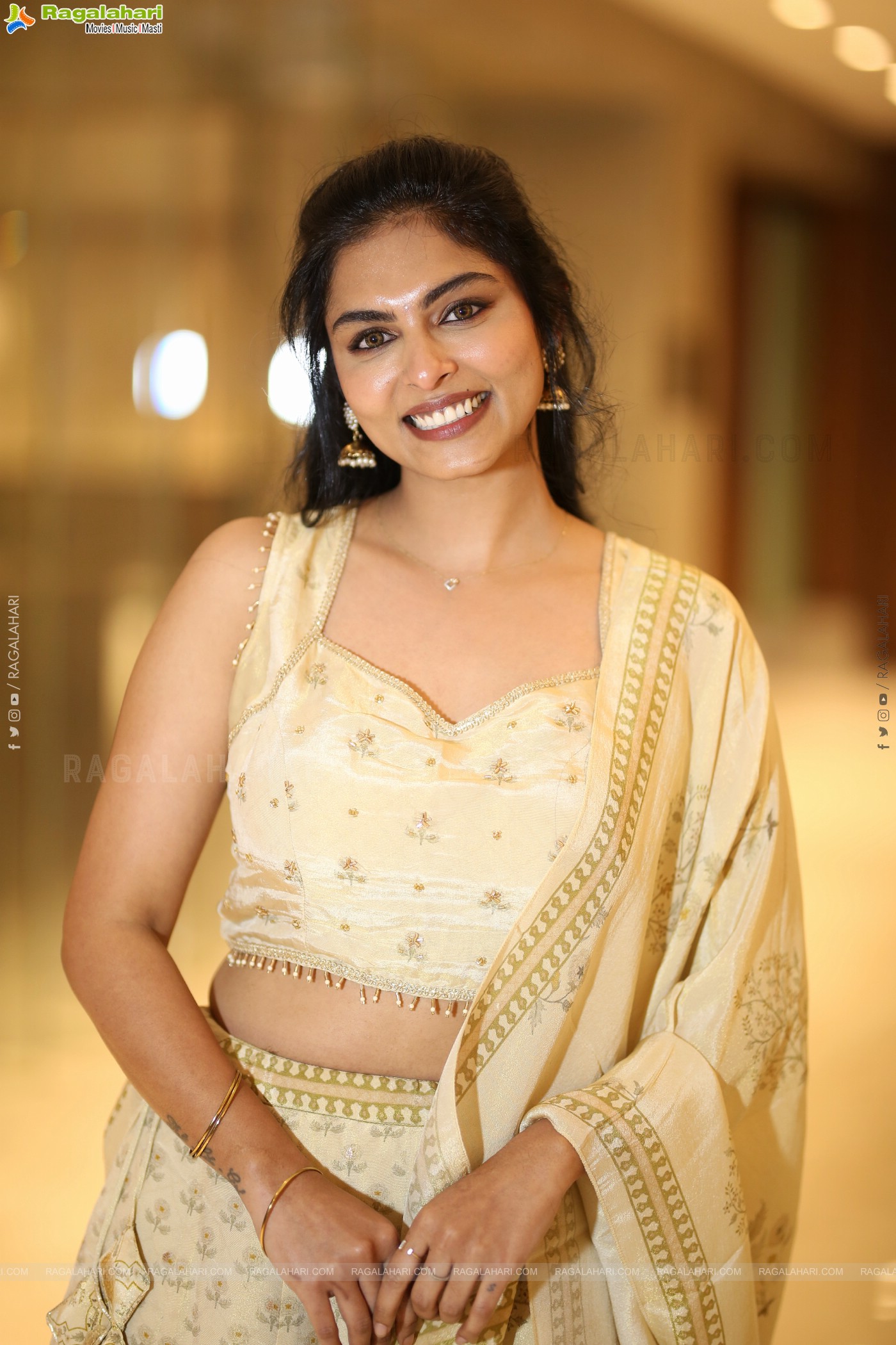 Mounika Reddy Latest Photoshoot Stills, HD Gallery