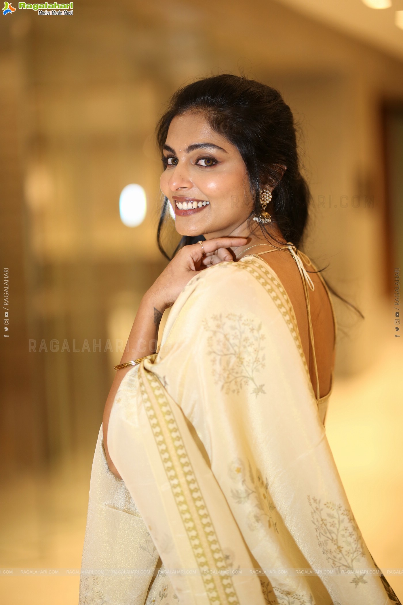 Mounika Reddy Latest Photoshoot Stills, HD Gallery