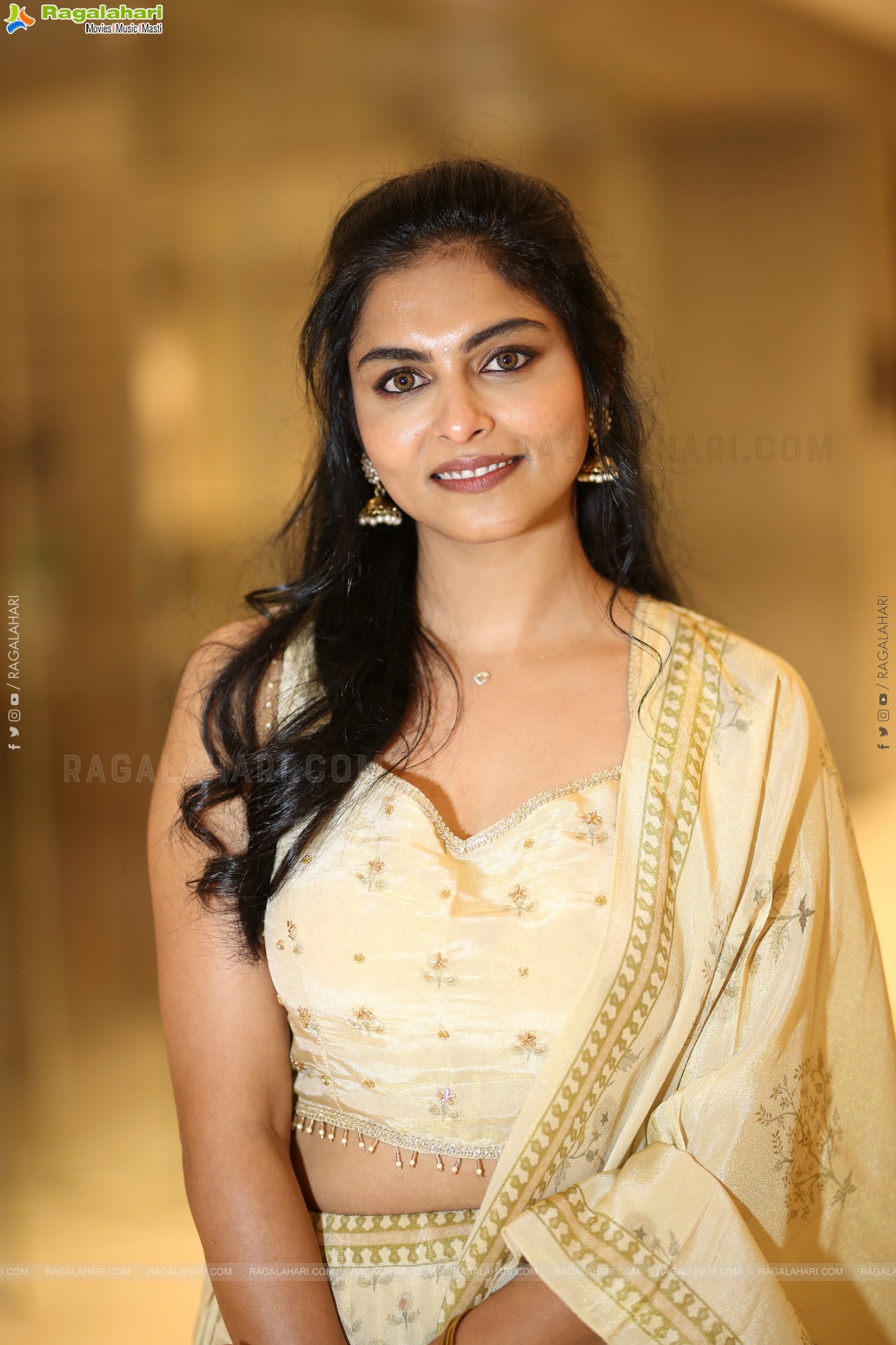 Mounika Reddy Latest Photoshoot Stills, HD Gallery