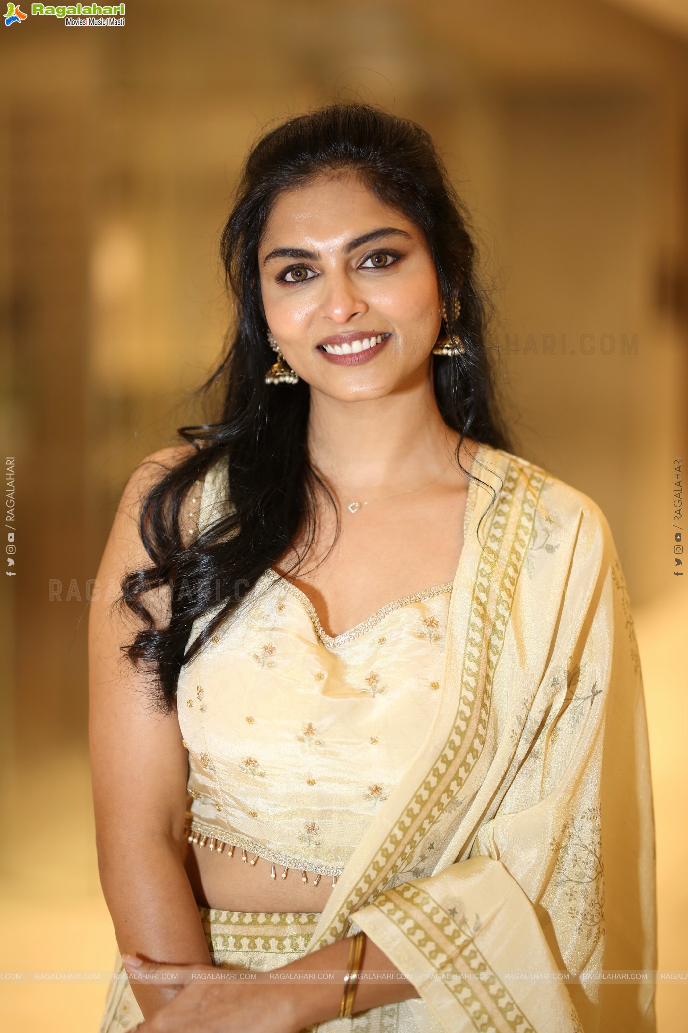Mounika Reddy Latest Photoshoot Stills, HD Gallery