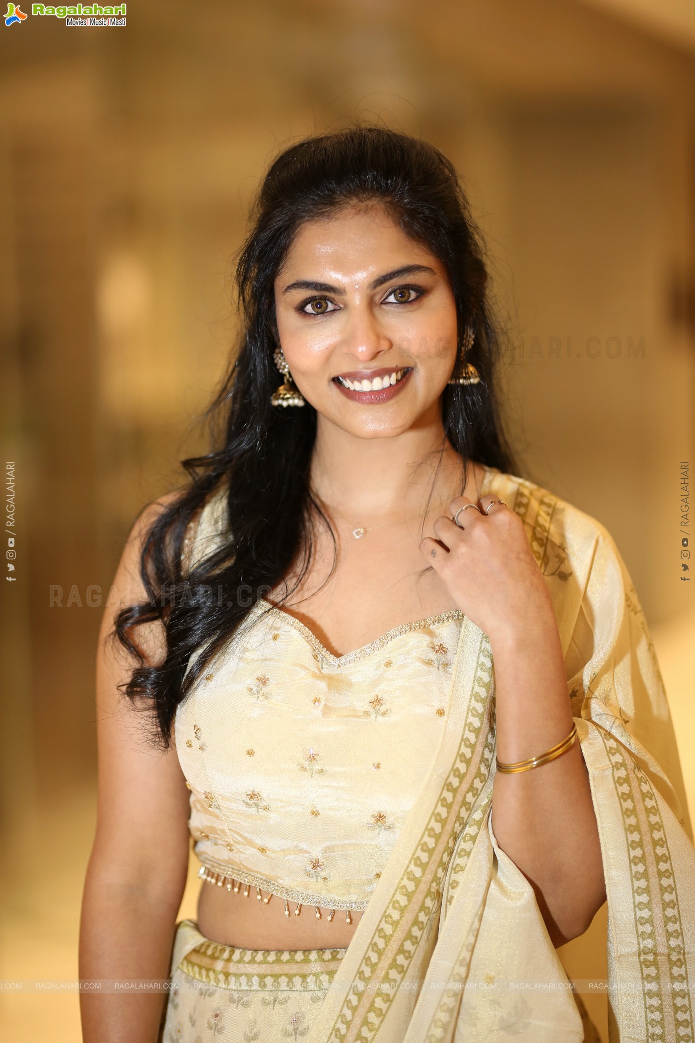 Mounika Reddy Latest Photoshoot Stills, HD Gallery