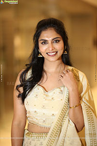 Mounika Reddy Latest Photoshoot Stills