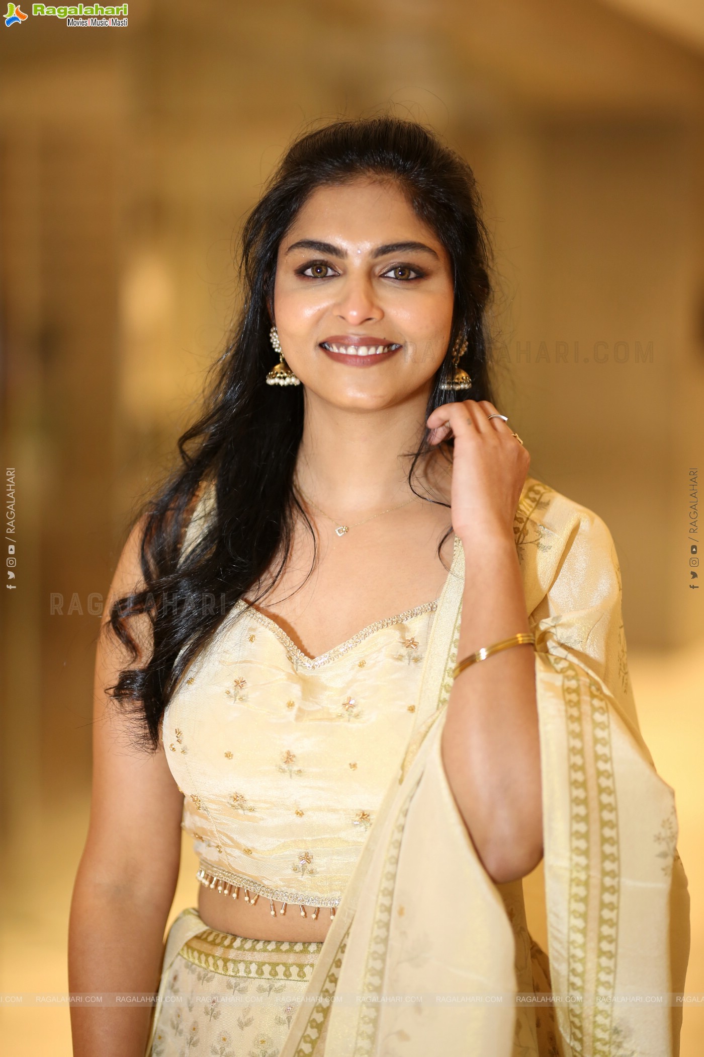 Mounika Reddy Latest Photoshoot Stills, HD Gallery