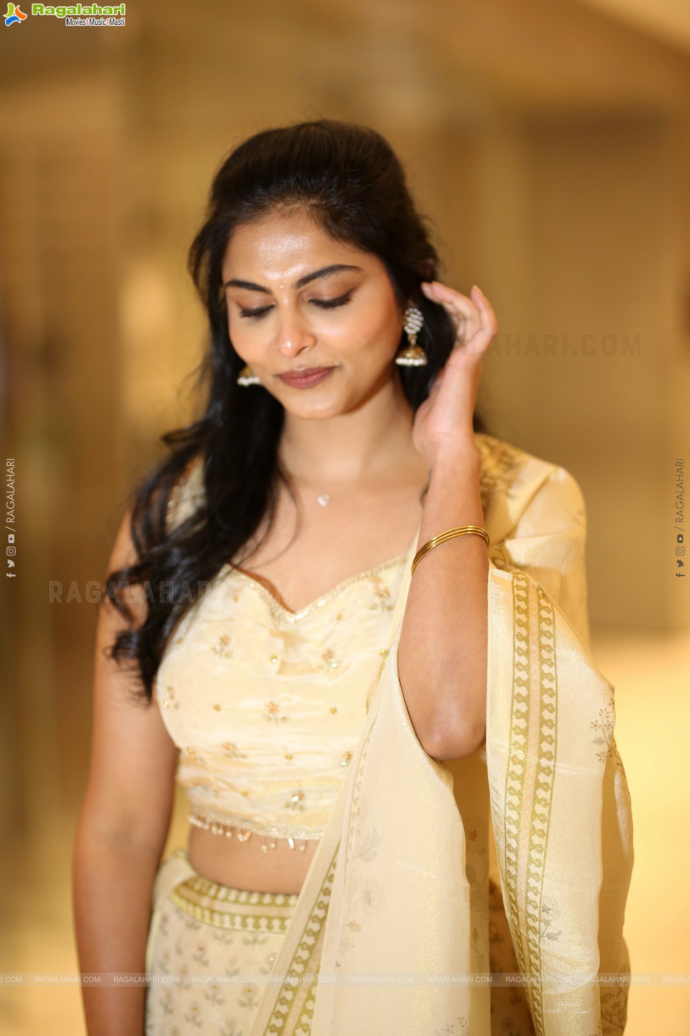 Mounika Reddy Latest Photoshoot Stills, HD Gallery