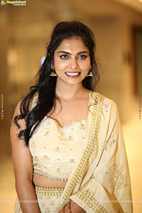 Mounika Reddy Latest Photoshoot Stills