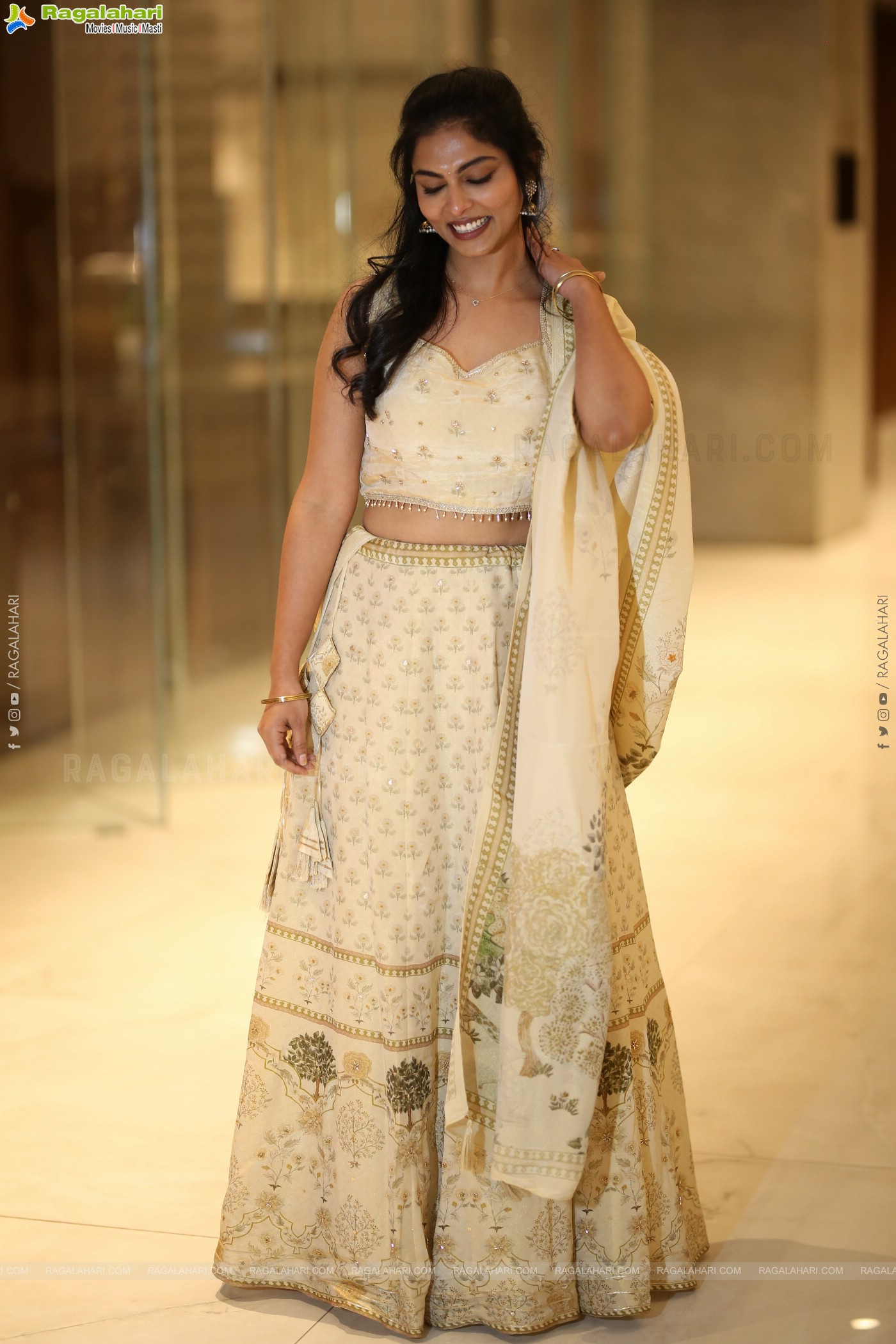 Mounika Reddy Latest Photoshoot Stills, HD Gallery