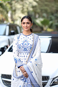 Mrunal Thakur at Dacoit Movie Teaser Launch