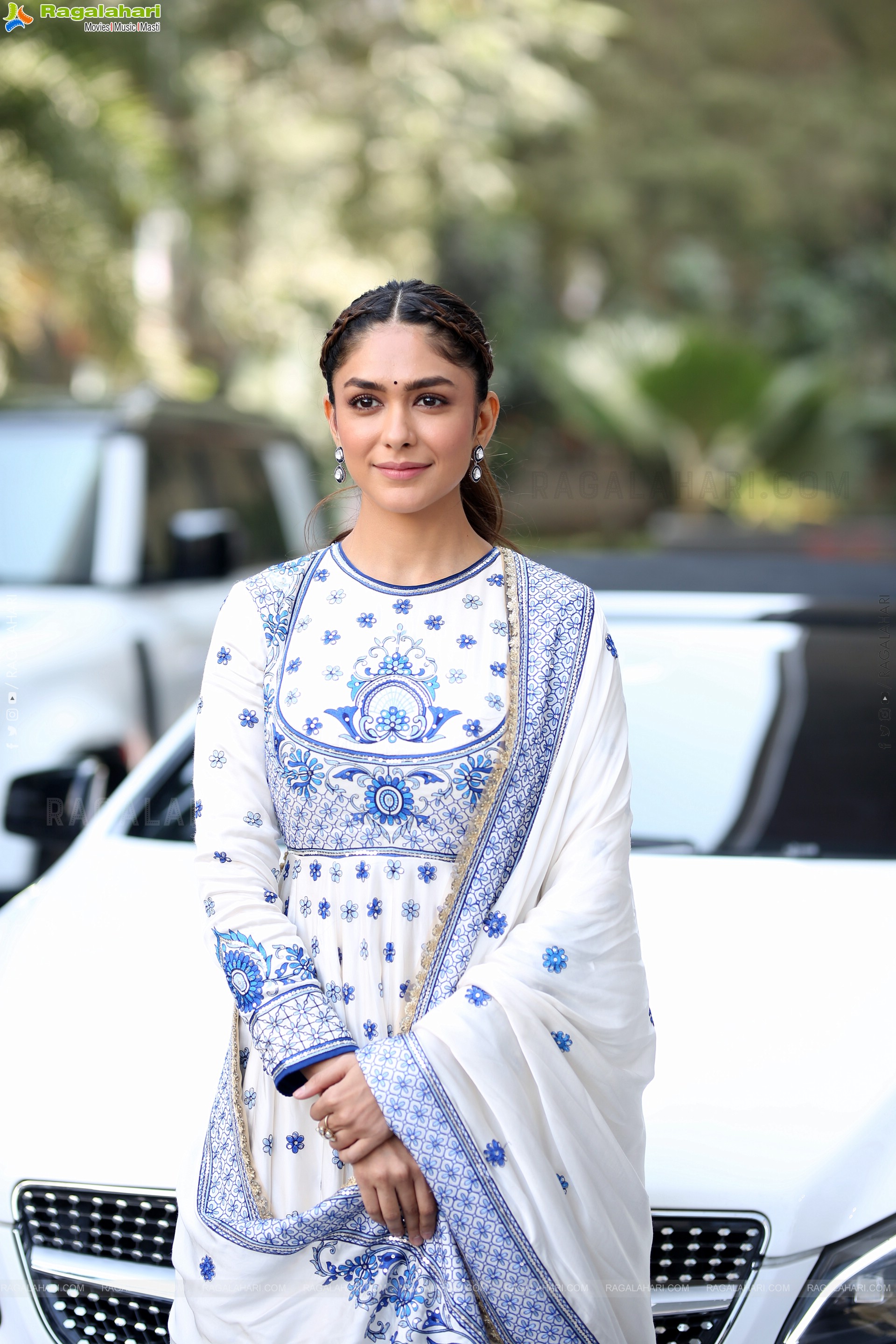 Mrunal Thakur at Dacoit Movie Teaser Launch Event, HD Gallery