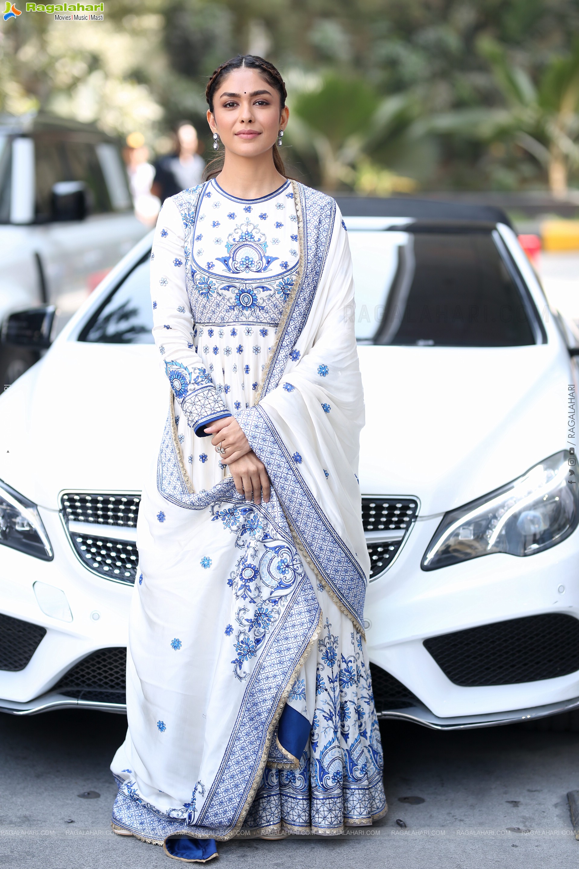 Mrunal Thakur at Dacoit Movie Teaser Launch Event, HD Gallery