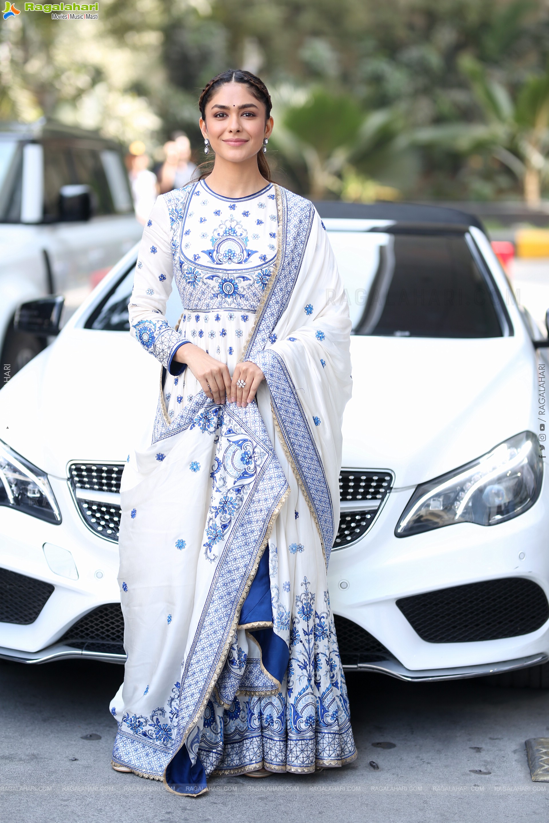 Mrunal Thakur at Dacoit Movie Teaser Launch Event, HD Gallery