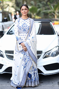 Mrunal Thakur at Dacoit Movie Teaser Launch