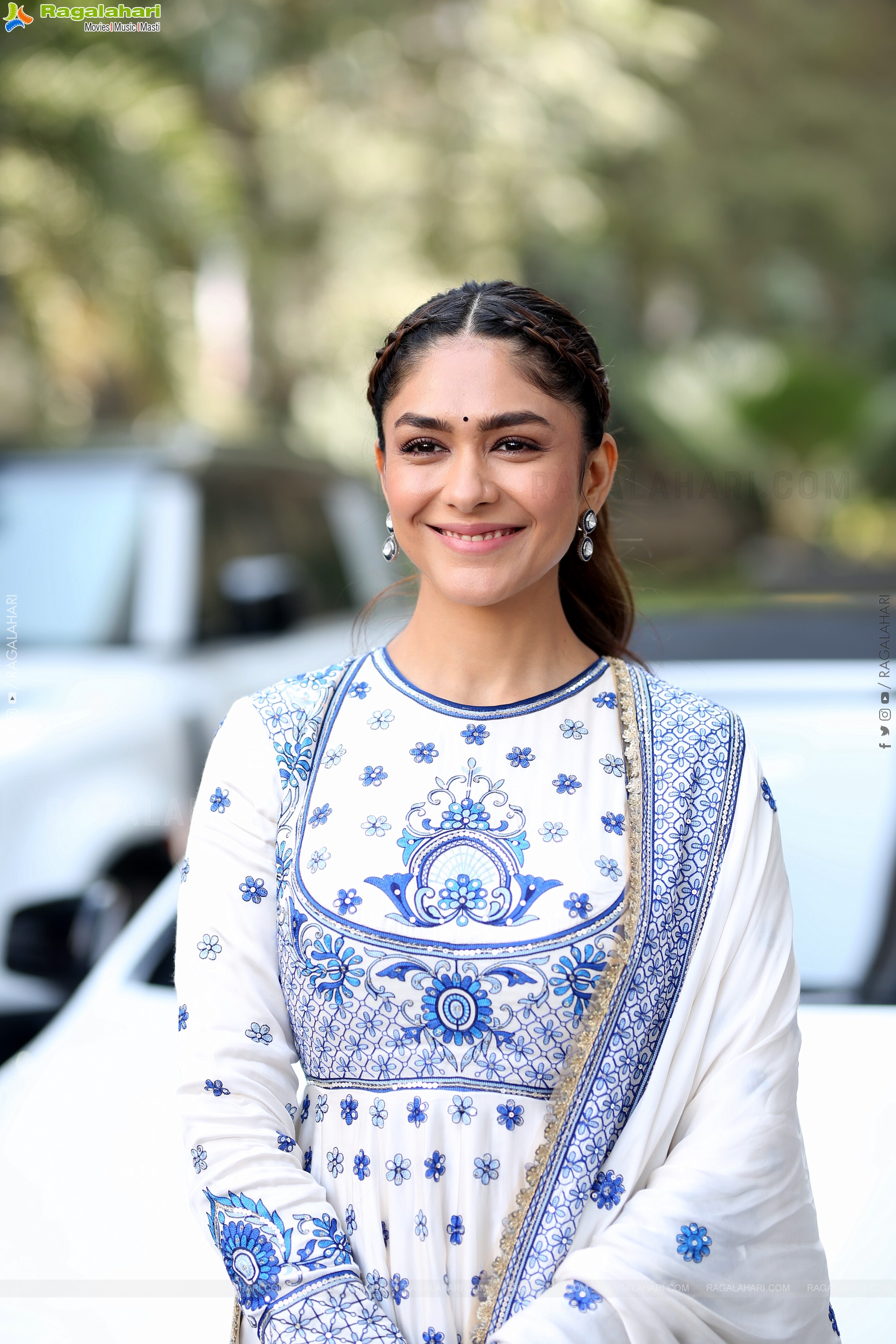 Mrunal Thakur at Dacoit Movie Teaser Launch Event, HD Gallery