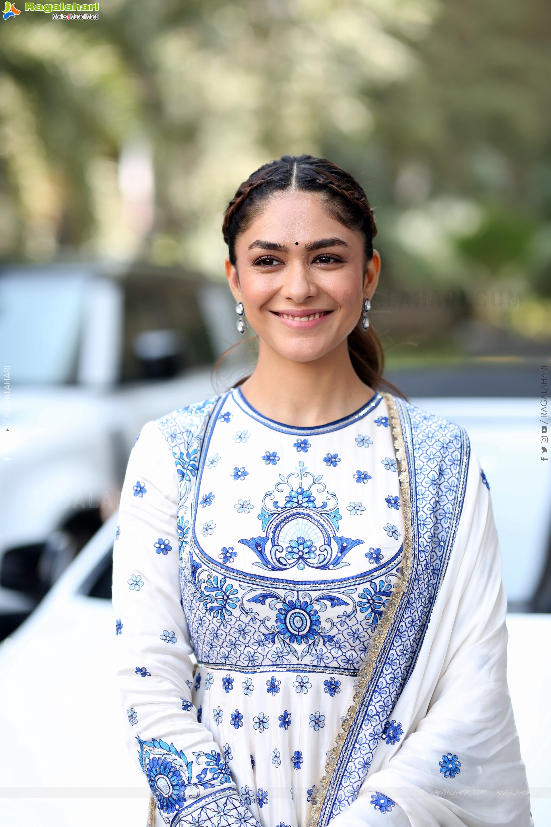 Mrunal Thakur at Dacoit Movie Teaser Launch Event, HD Gallery