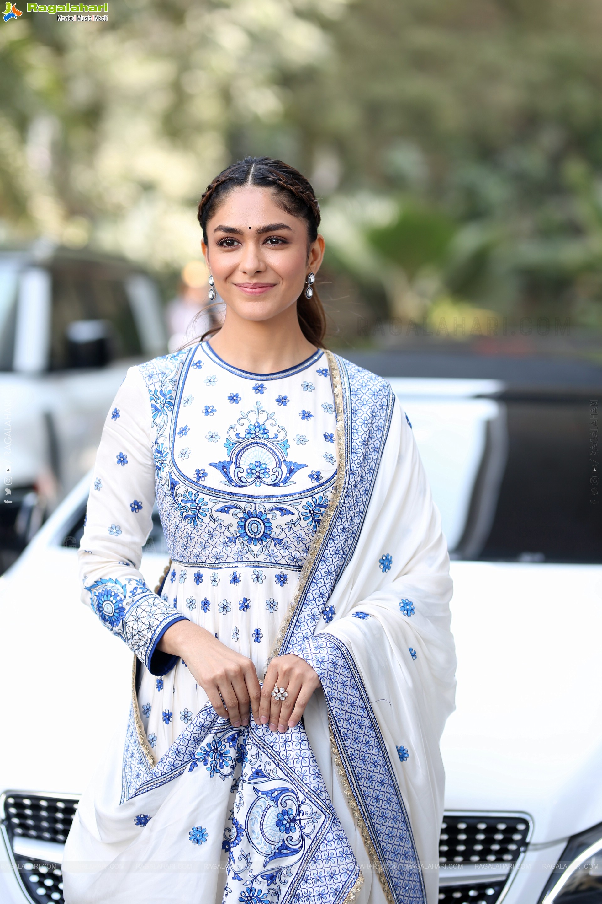 Mrunal Thakur at Dacoit Movie Teaser Launch Event, HD Gallery