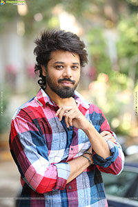 Nandu stills at Psych Siddhartha Movie Interview