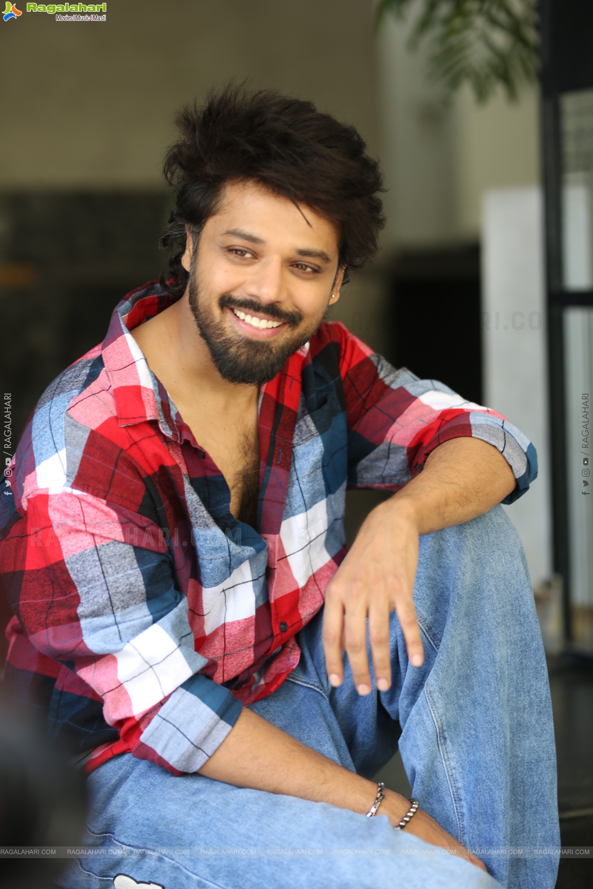 Nandu stills at Psych Siddhartha Movie Interview, HD Gallery