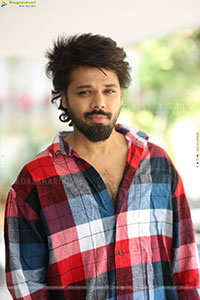 Nandu stills at Psych Siddhartha Movie Interview