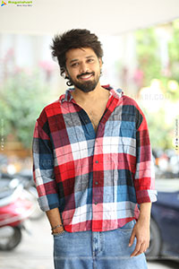 Nandu stills at Psych Siddhartha Movie Interview