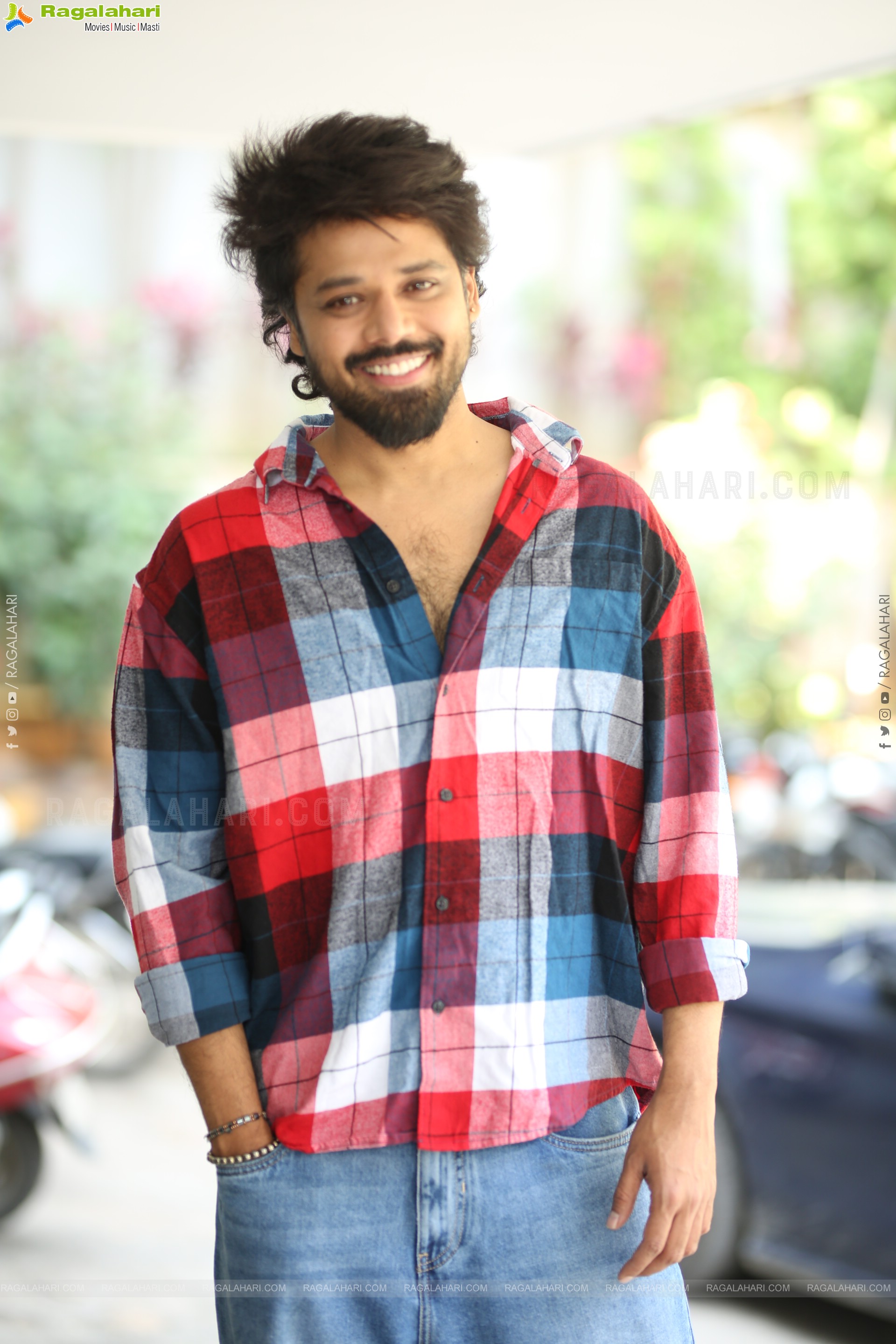 Nandu stills at Psych Siddhartha Movie Interview, HD Gallery