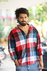 Nandu stills at Psych Siddhartha Movie Interview