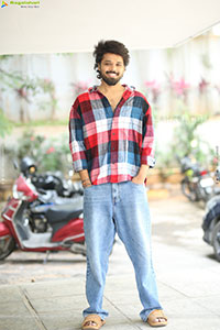 Nandu stills at Psych Siddhartha Movie Interview