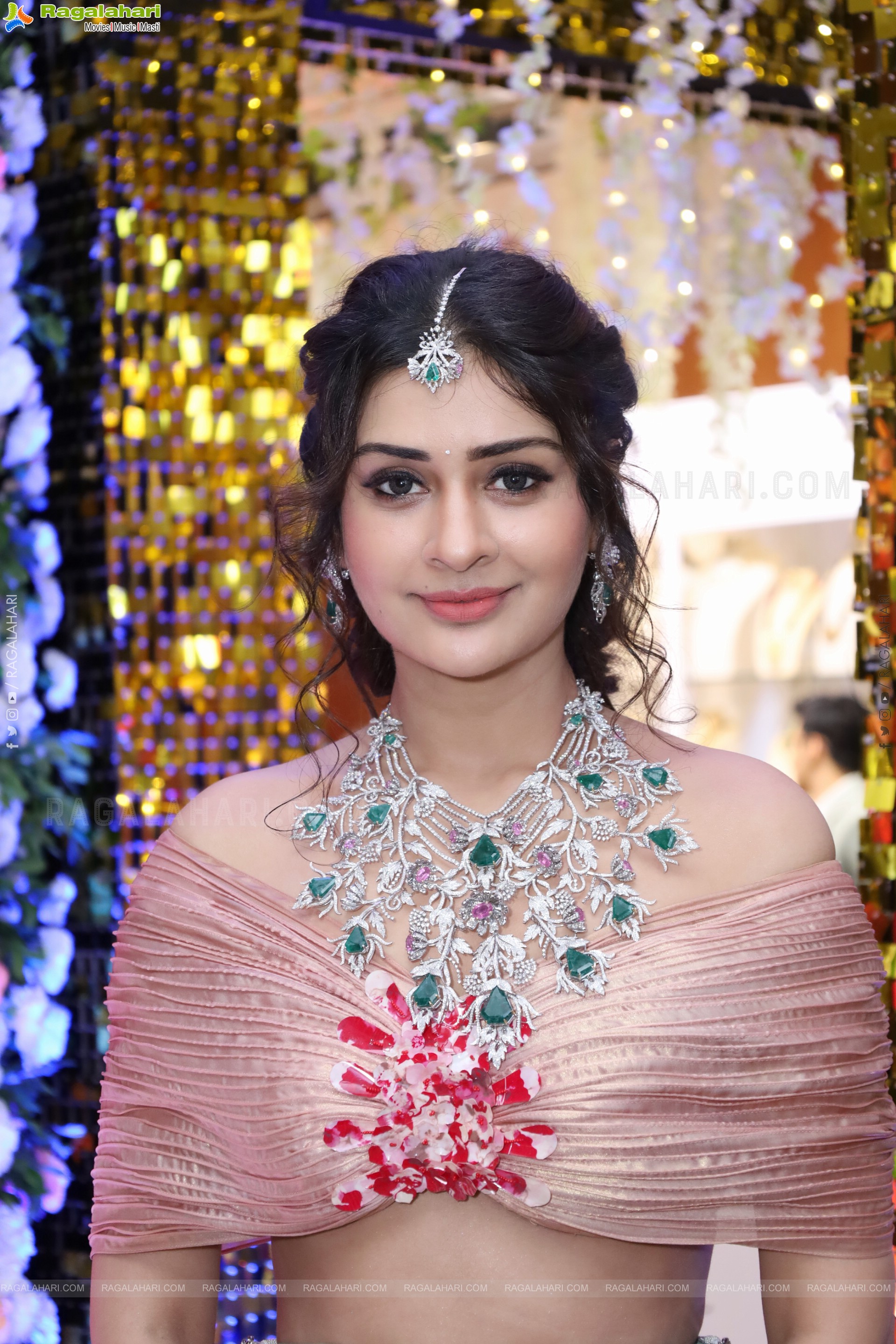Payal Rajput at Hi Life Jewels Exhibition Launch, HD Gallery