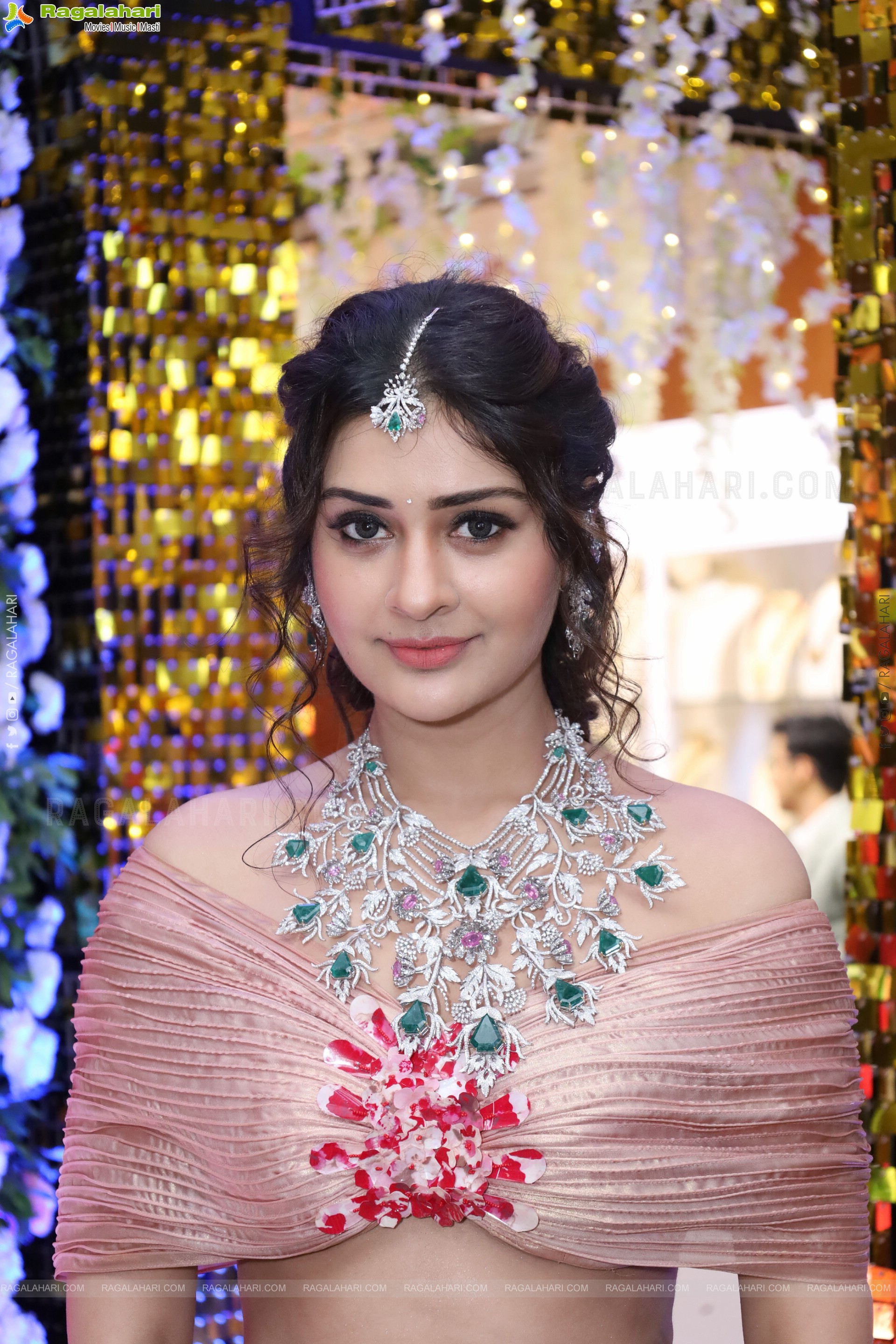 Payal Rajput at Hi Life Jewels Exhibition Launch, HD Gallery