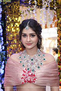 Payal Rajput at Hi Life Jewels Exhibition Launch, HD Gallery