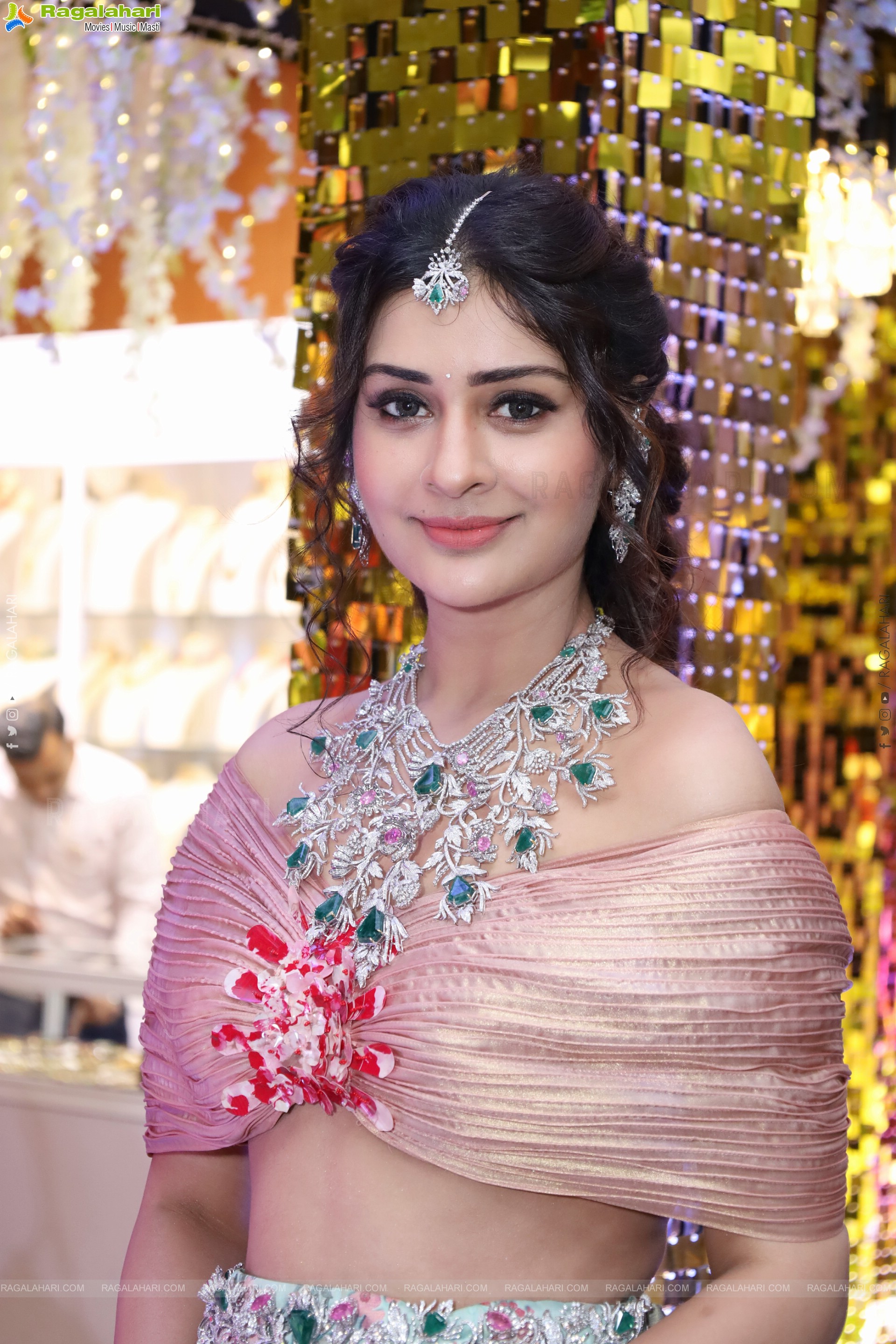 Payal Rajput at Hi Life Jewels Exhibition Launch, HD Gallery