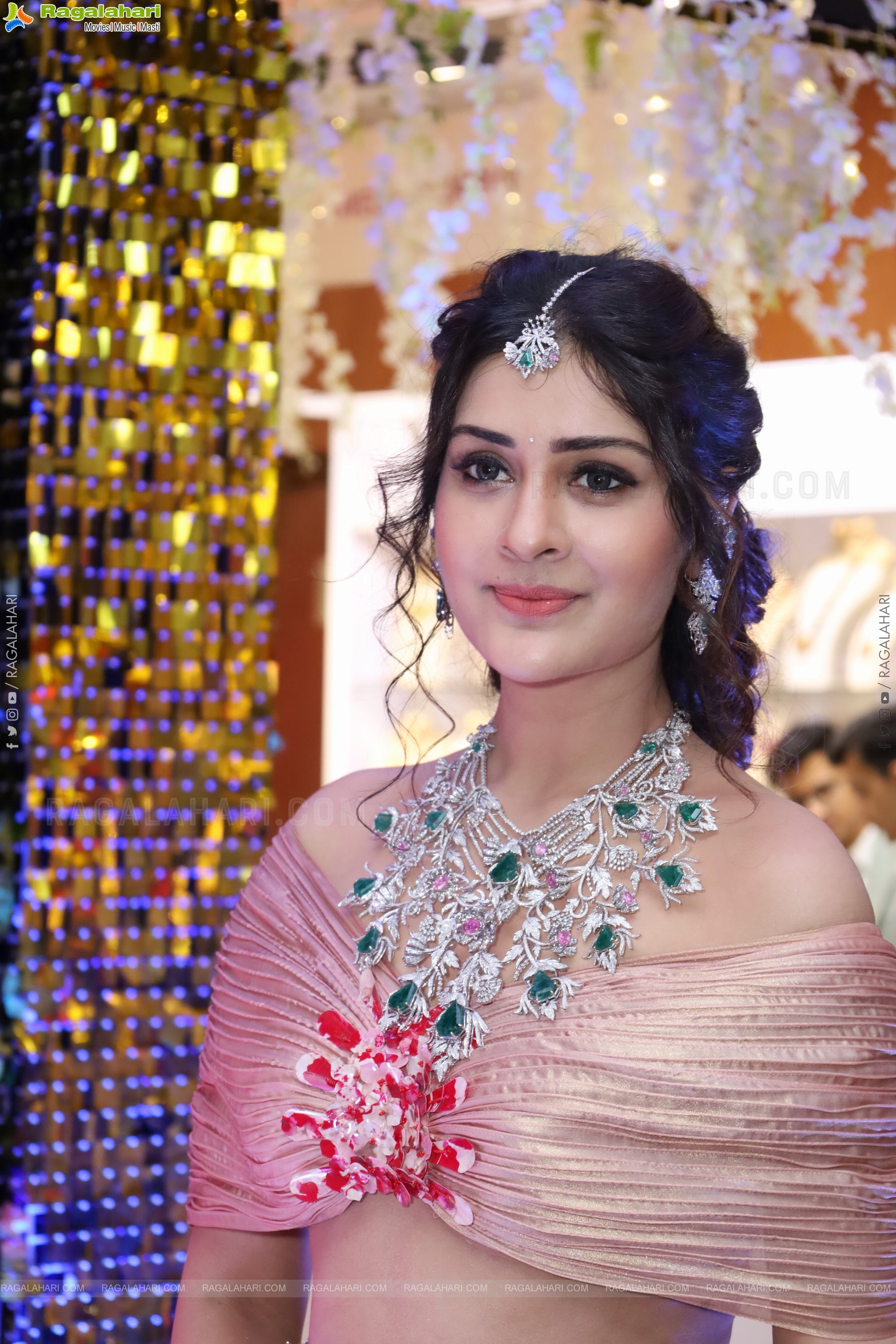 Payal Rajput at Hi Life Jewels Exhibition Launch, HD Gallery