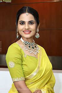 Priyanka Chowdary at Hi Life Jewels Launch