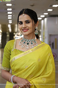 Priyanka Chowdary at Hi Life Jewels Launch