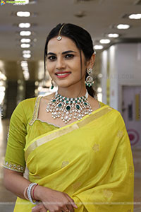 Priyanka Chowdary at Hi Life Jewels Launch