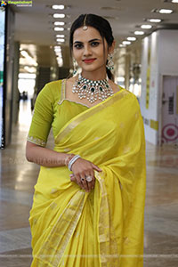 Priyanka Chowdary at Hi Life Jewels Launch