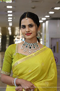 Priyanka Chowdary at Hi Life Jewels Launch