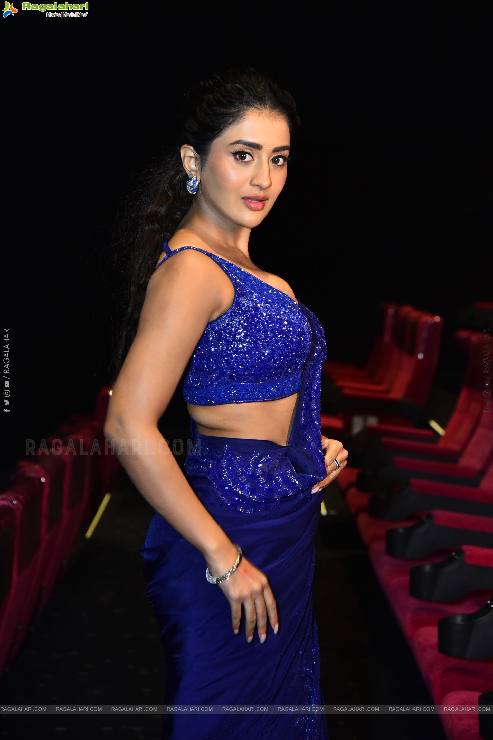 Rashi Singh at 3 Roses Season 2 Prerelease Event, HD Gallery