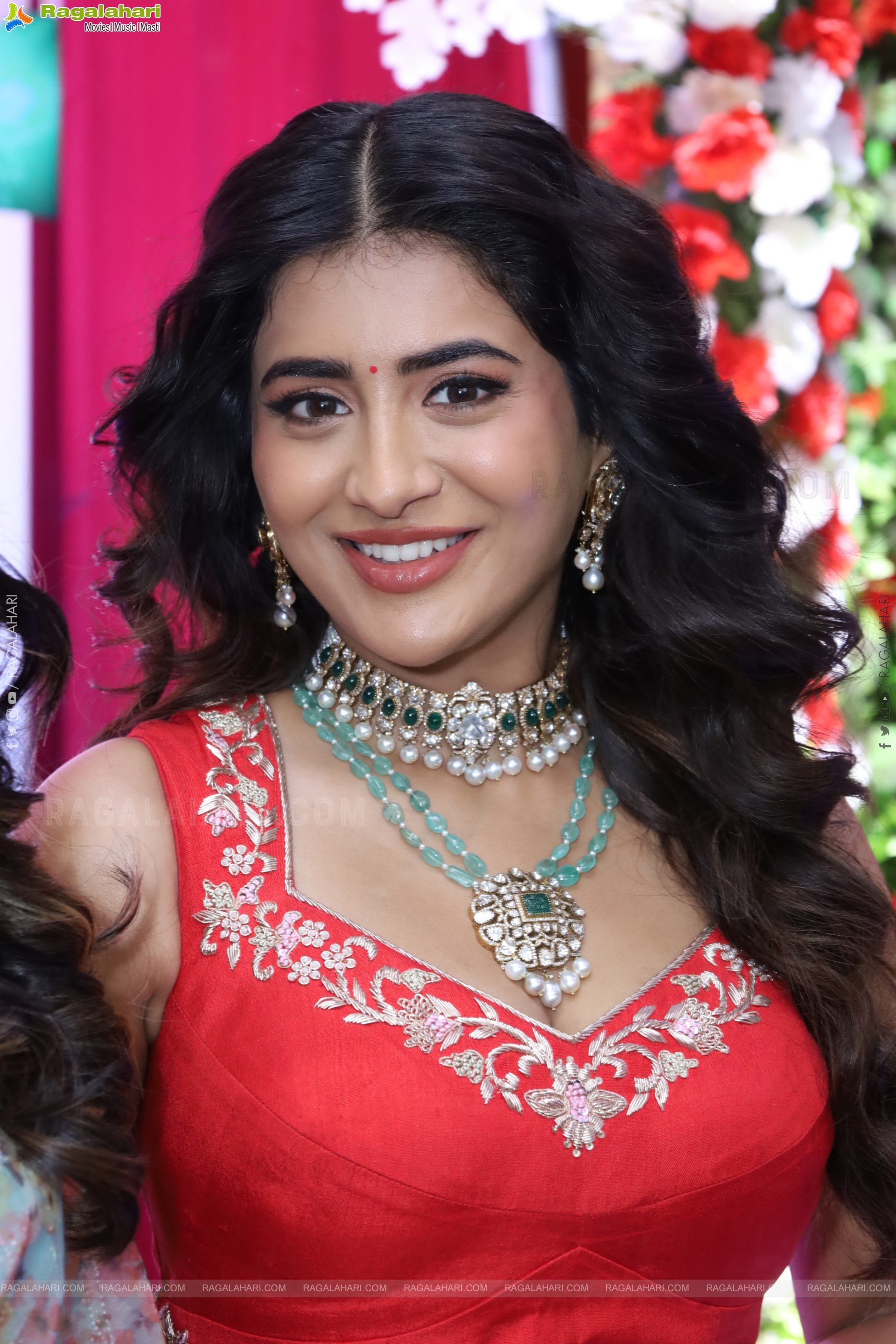 Rashi Singh at Hi Life Exhibition New Year Festive Edition Launch, HD Gallery