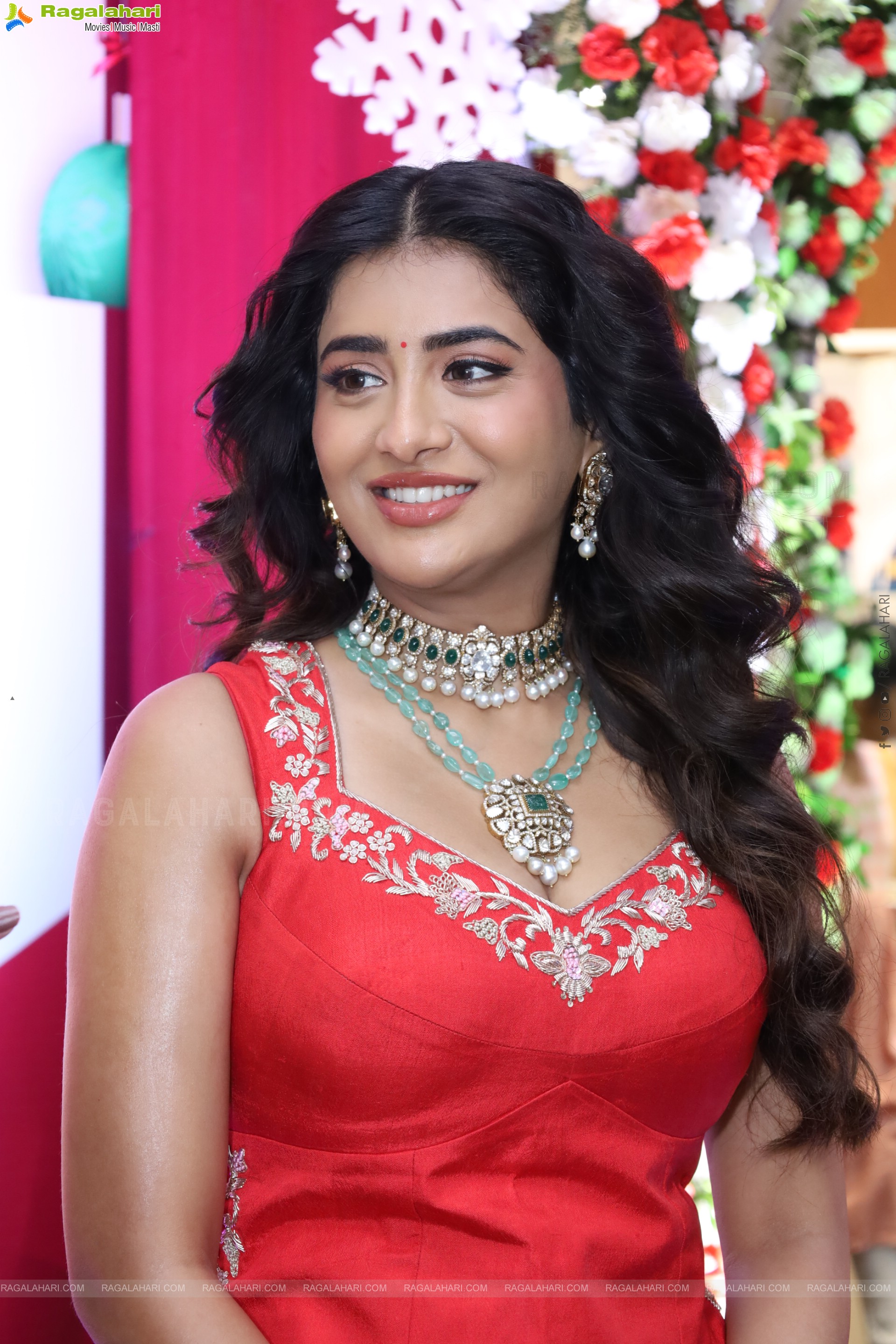 Rashi Singh at Hi Life Exhibition New Year Festive Edition Launch, HD Gallery