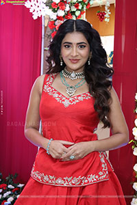 Rashi Singh at Hi Life Exhibition New Year Festive Edition 