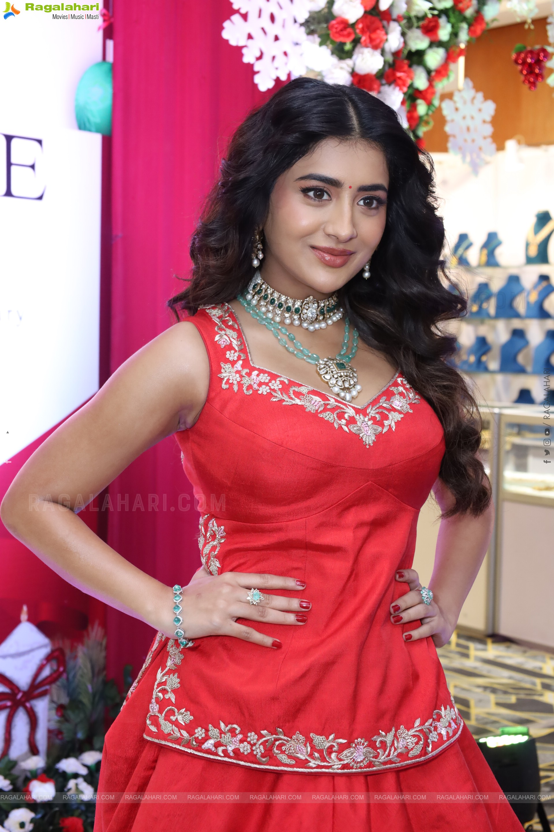 Rashi Singh at Hi Life Exhibition New Year Festive Edition Launch, HD Gallery